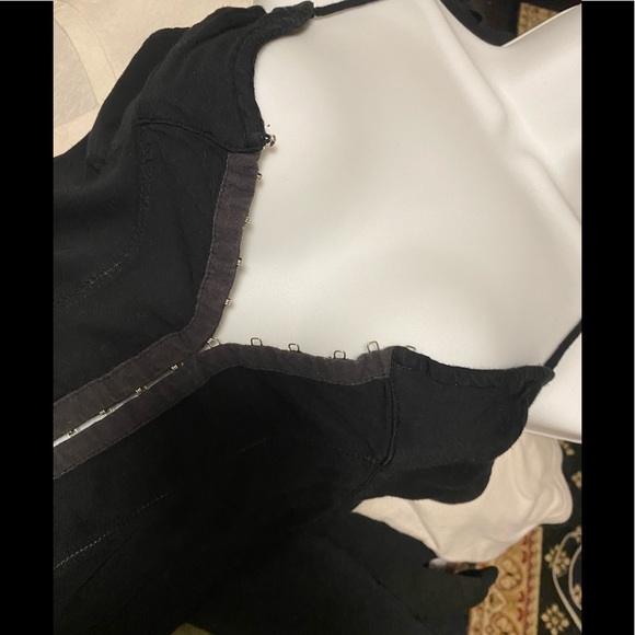 💚3/20$5/25💚Silence + Noise Black hook/eye clasp front - Picture 12 of 16